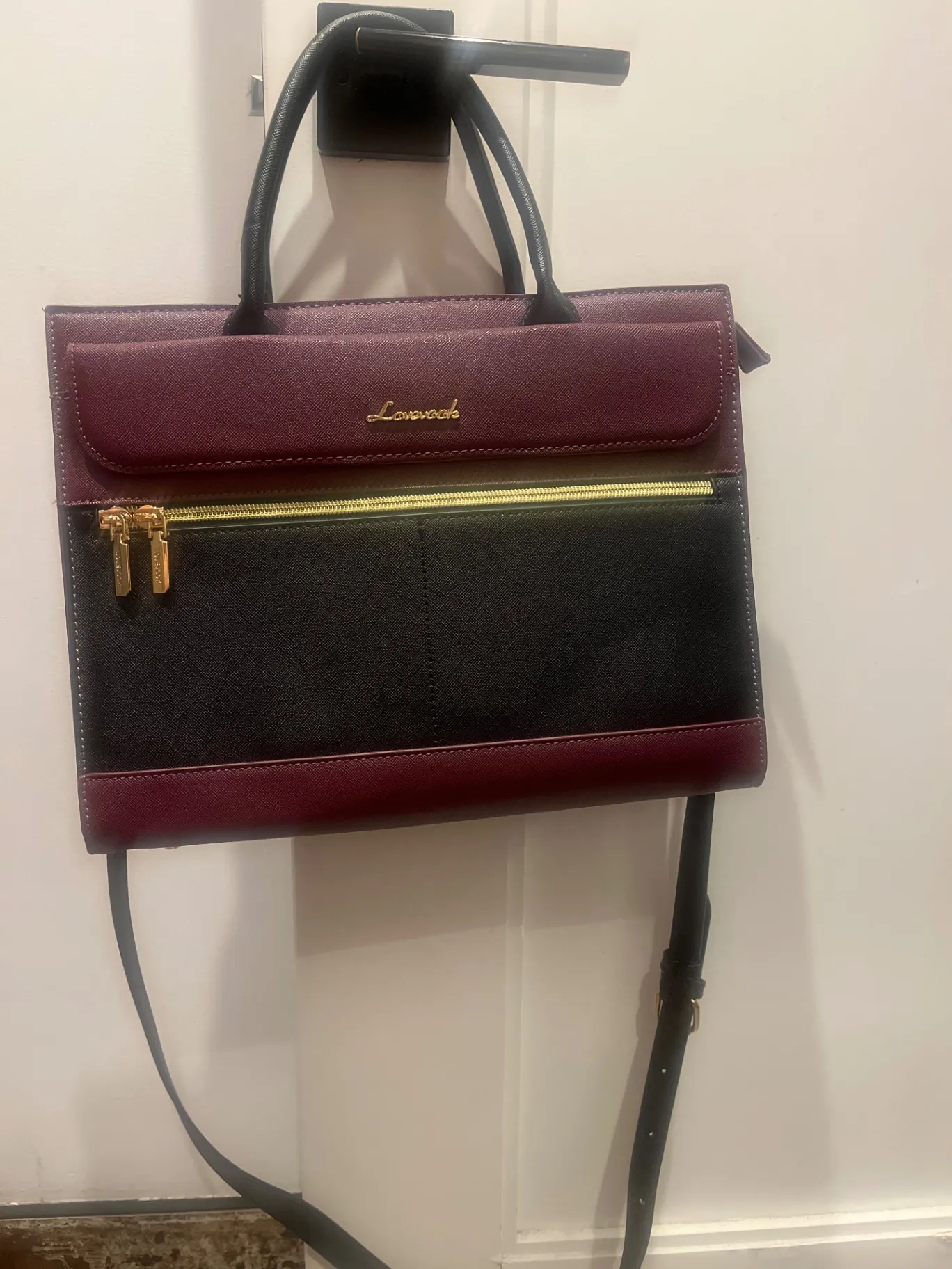 Beautiful burgundy purse 