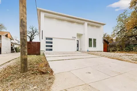 3 bed 3 bath house