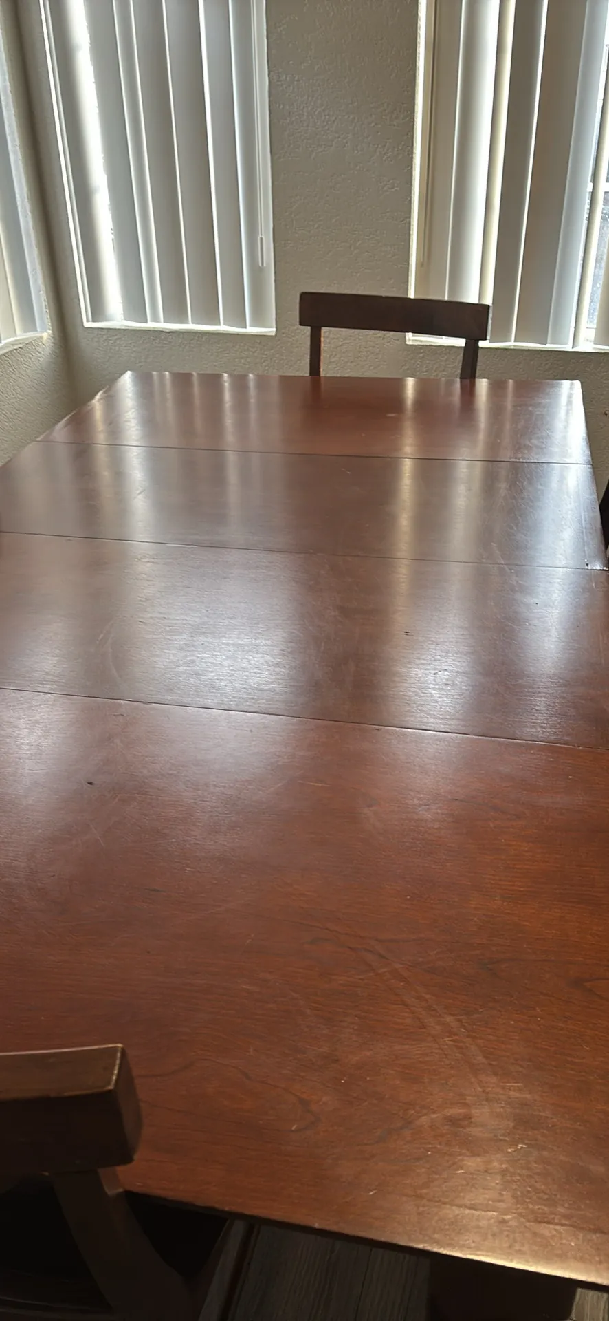 Dining room table 
