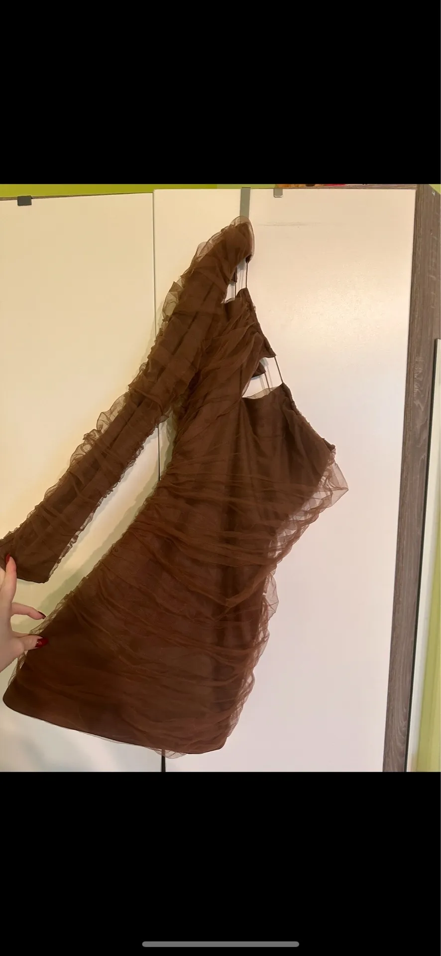 Brown dress