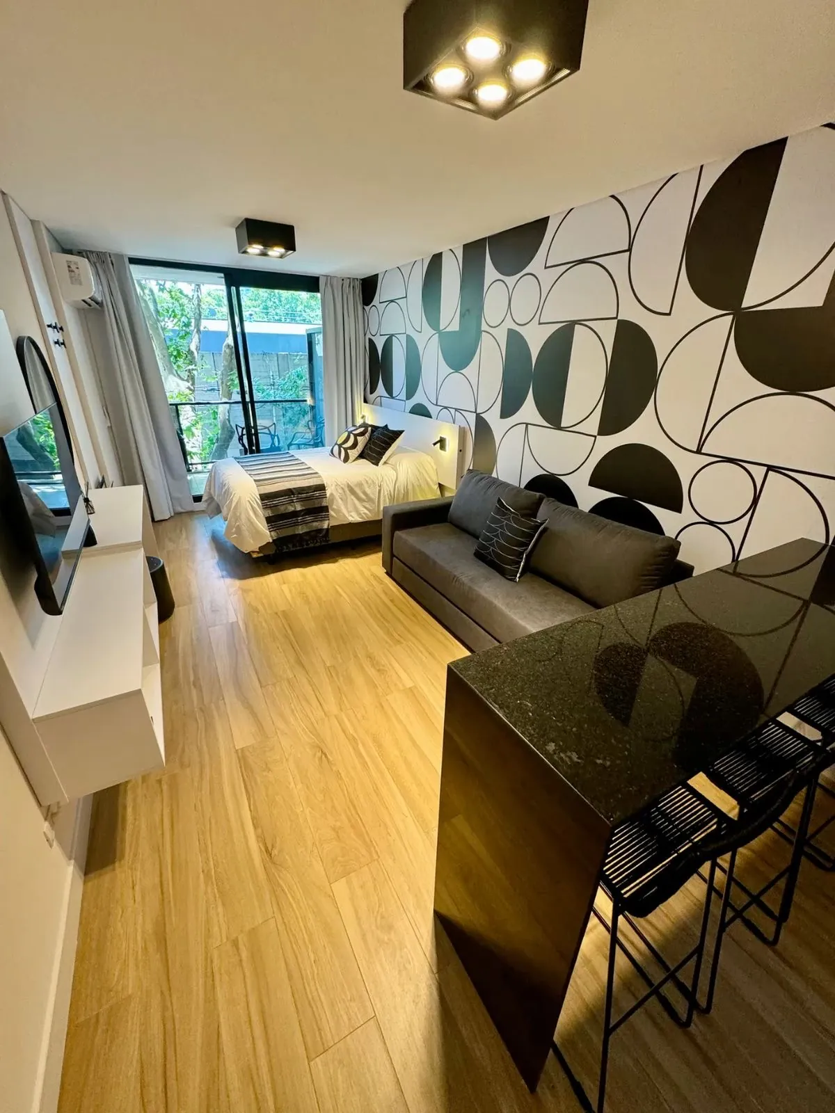 COZY 2bedroom apartment suit