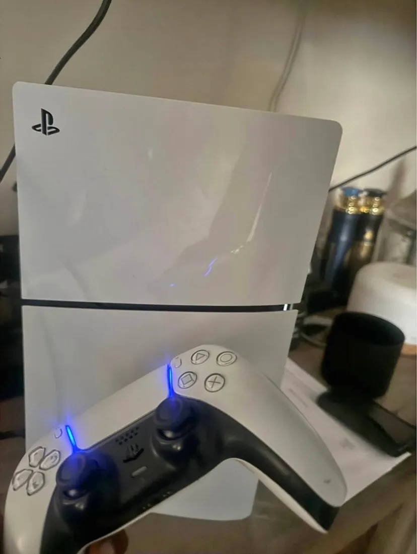 PS5 With 1 Controller